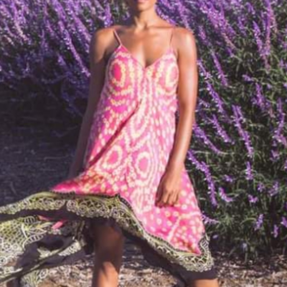 IN SEARCH OF Theodora & Callum Dresses - Picture 2 of 3